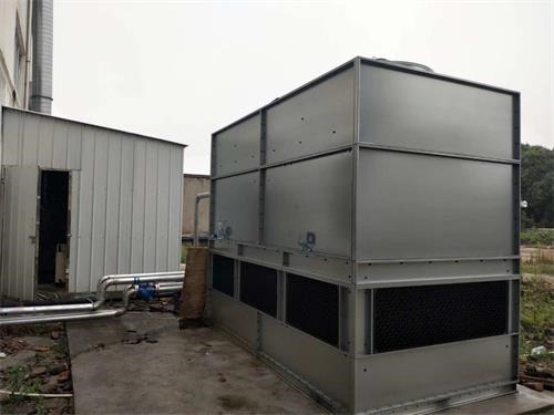 深圳閉式冷卻塔廠家針對冷卻塔集水盤和補水方式(深
