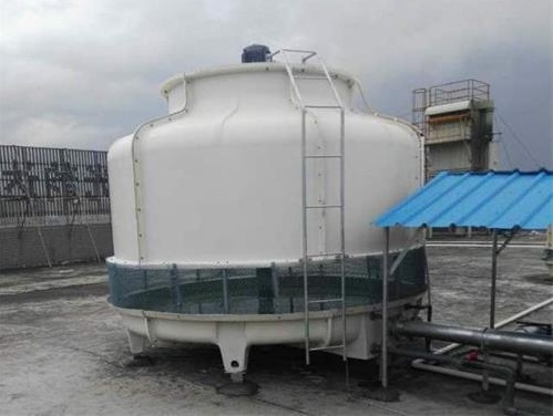 玻璃鋼方形逆流式冷卻塔的特點(河南方形逆流式玻璃鋼冷卻塔品牌)
