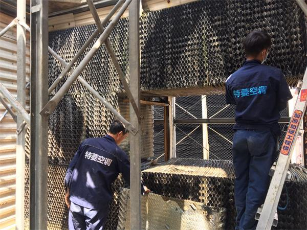 不銹鋼冷卻塔--玻璃鋼冷卻塔的應用(河南高溫工業型