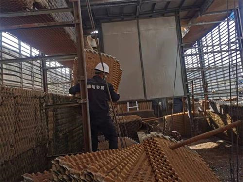 冷卻塔的優(yōu)勢(shì)分類概況以及保養(yǎng)知識(shí)(冷卻塔的優(yōu)勢(shì)和