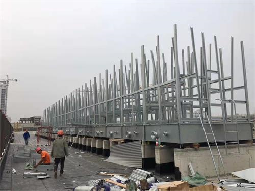 封閉式冷卻塔漏水腐蝕原因(逆流封閉式冷卻塔)